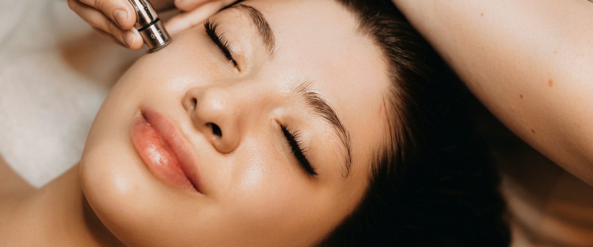 Understanding Microdermabrasion: A Comprehensive Look at Non-Surgical Anti-Aging Procedures