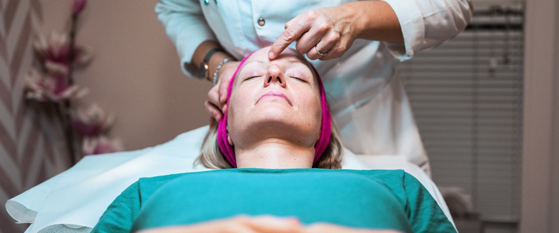 What is the difference between aesthetic medicine and dermatology?